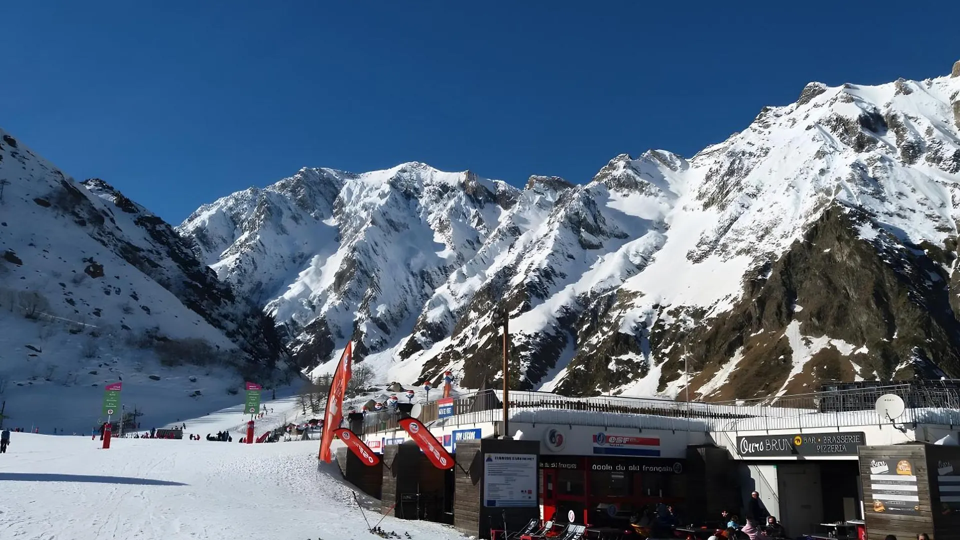 T2 Avec Piscine Couverte Et Parking Saint-Lary-Soulan 0*,  Frankrike