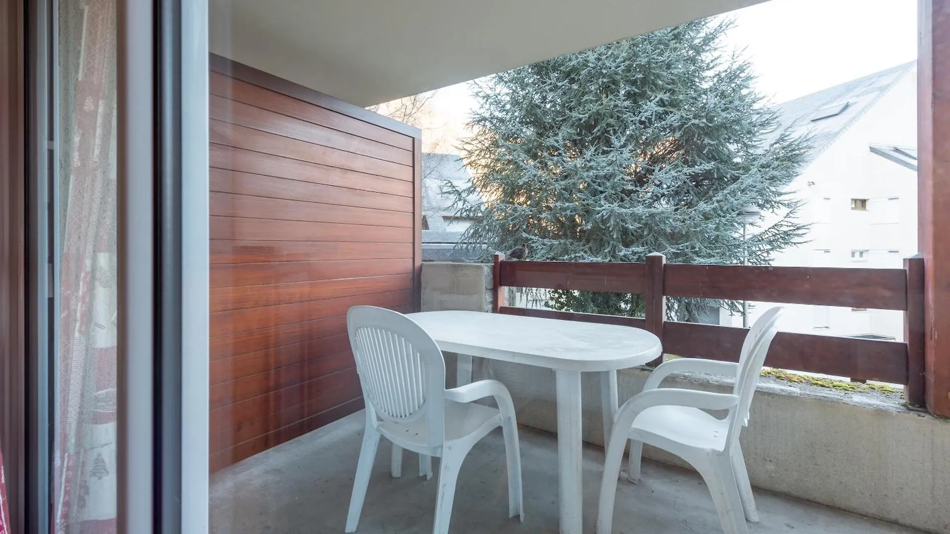 Apartment T2 Avec Piscine Couverte Et Parking Saint-Lary-Soulan France